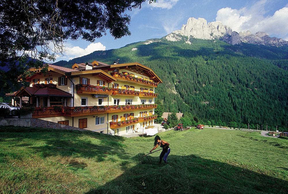 Al Piccolo Hotel Vigo di Fassa Exterior photo